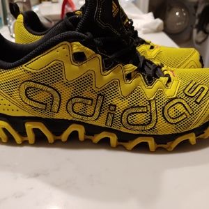 Adidas Sneakers